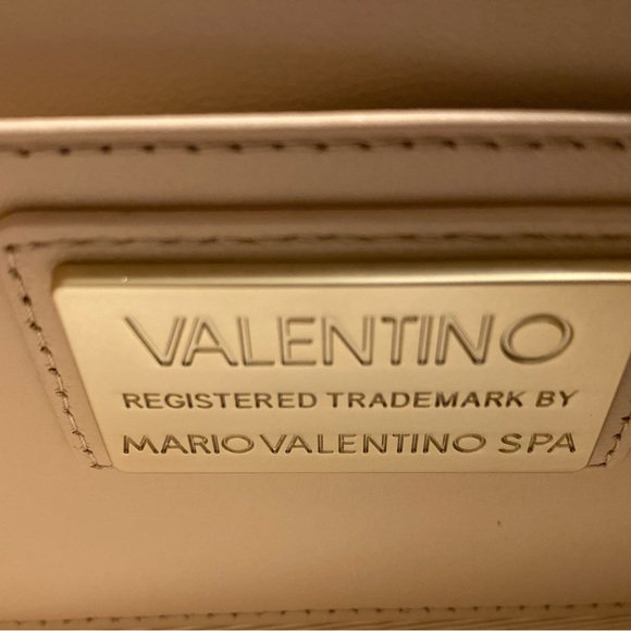 NWT VALENTINO - Picture 2 of 2